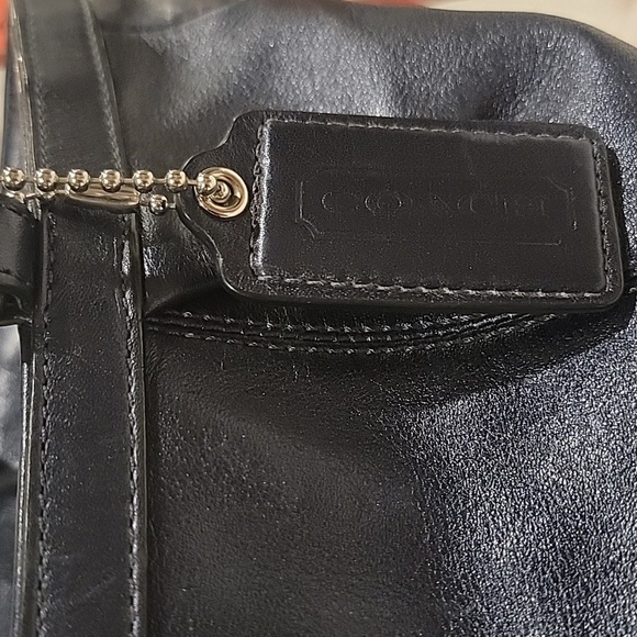 (J8) Coach Gallery Blue Smooth Leather Shoulder Bag - Picture 12 of 12